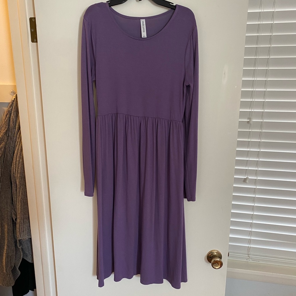 Solid purple dress with pockets size large